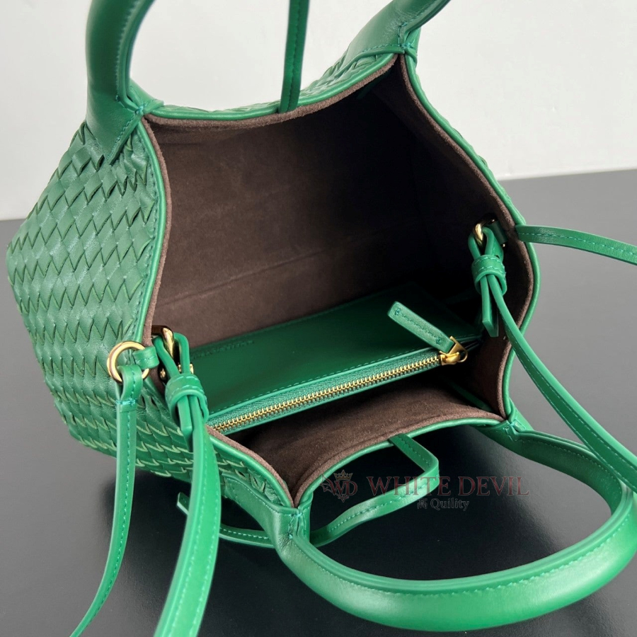 하얀악마 이미테이션 피나코데카 (6).jpg