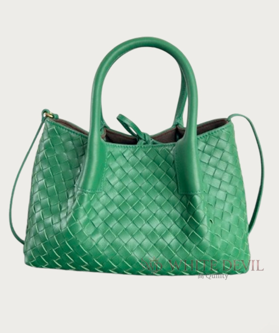 하얀악마 이미테이션 피나코데카 (12).JPG