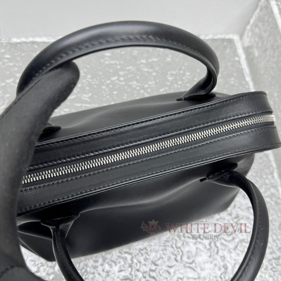 하얀악마 이미테이션 더로우 아그네스 (7).jpg