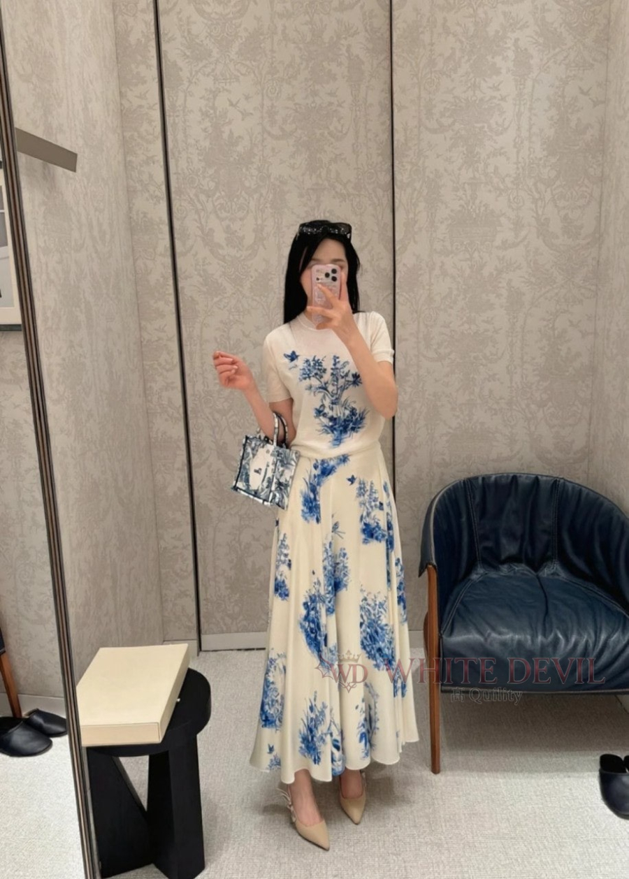 하얀악마 이미테이션 디올 반팔 (1).jpg