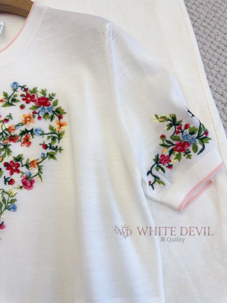 하얀악마 이미테이션 디올 니트 (14).jpg