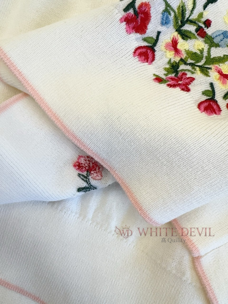 하얀악마 이미테이션 디올 니트 (18).jpg