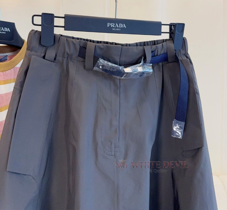 하얀악마 이미테이션 프라다 치마 (6).jpg