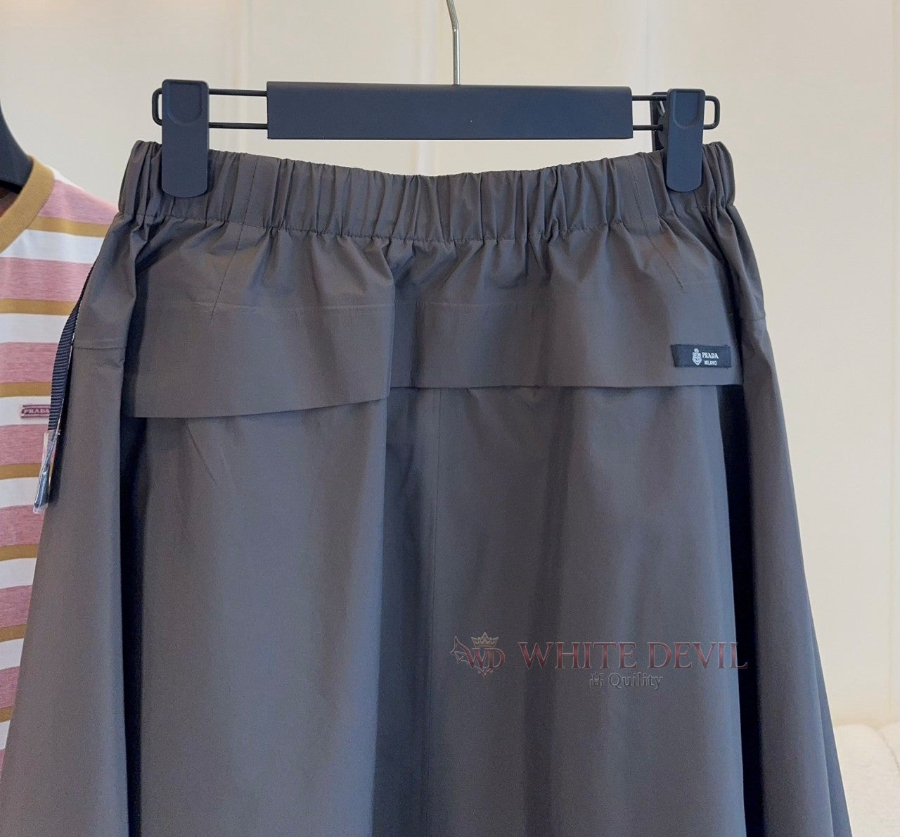 하얀악마 이미테이션 프라다 치마 (9).jpg