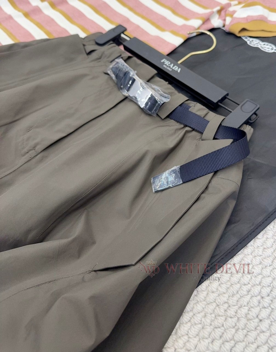 하얀악마 이미테이션 프라다 치마 (15).jpg