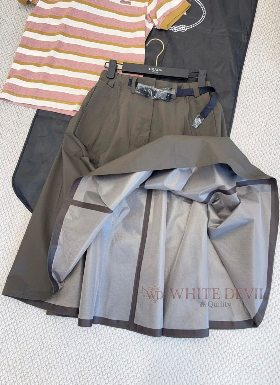하얀악마 이미테이션 프라다 치마 (14).jpg