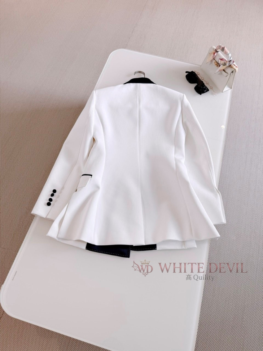하얀악마 이미테이션 돌체 자켓 (9).jpg