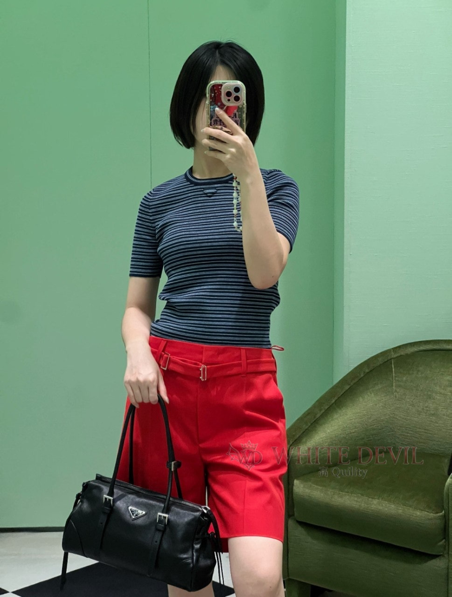 하얀악마 이미테이션 프라다 니트 (2).jpg