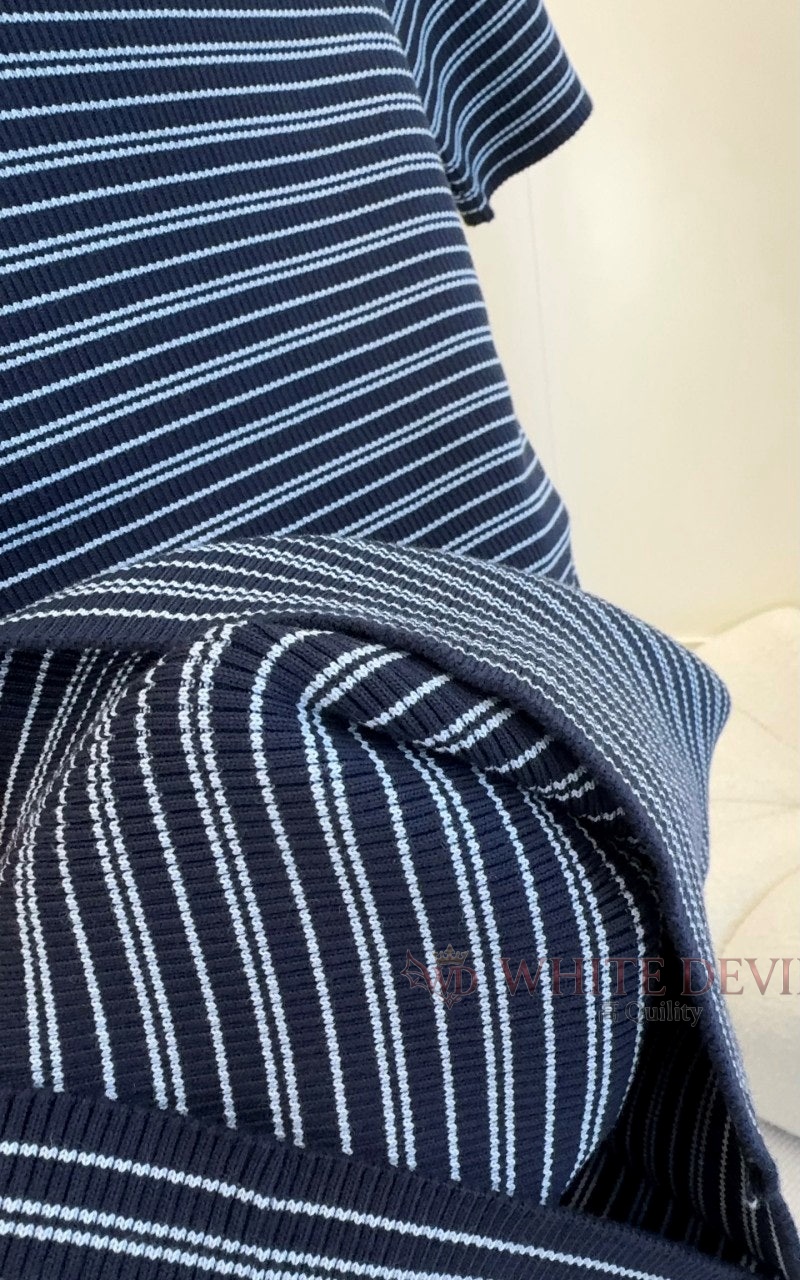 하얀악마 이미테이션 프라다 니트 (9).jpg