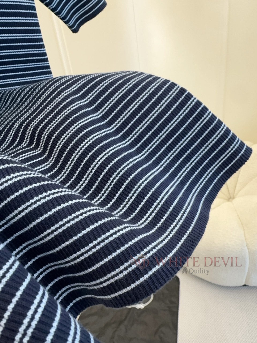 하얀악마 이미테이션 프라다 니트 (10).jpg