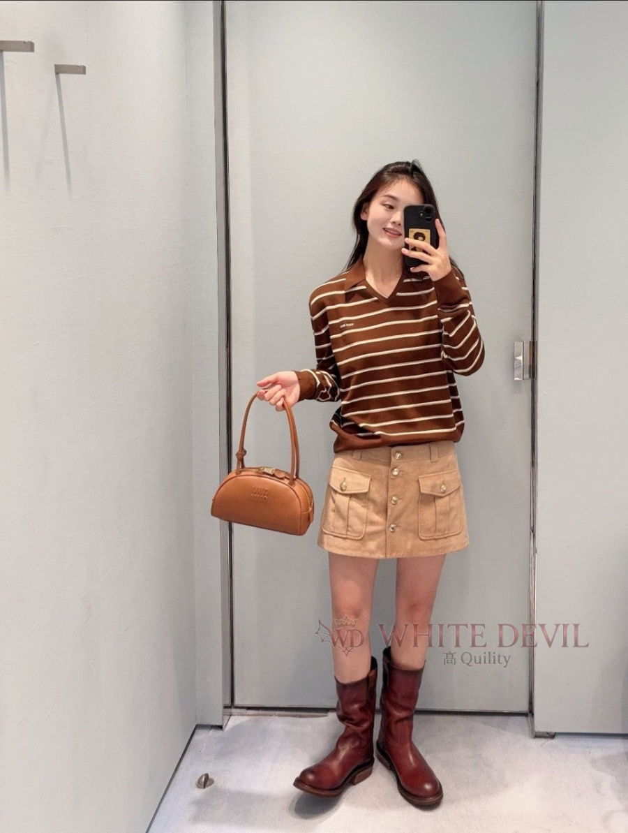 하얀악마 이미테이션 미우 니트 (1).jpg