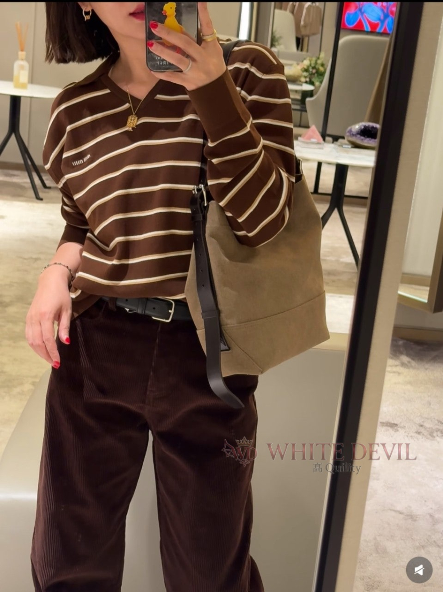 하얀악마 이미테이션 미우 니트 (2).jpg