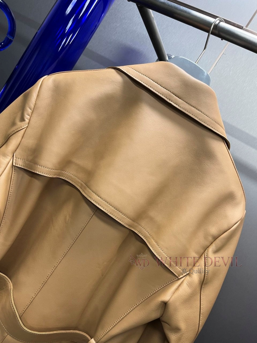 하얀악마 이미테이션 쿠치넬리 가죽코트 (7).jpg