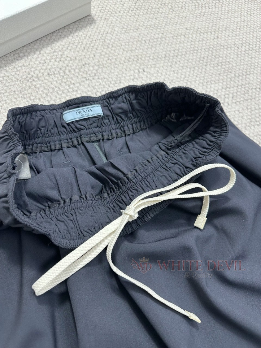 하얀악마 이미테이션 프라다 치마 (10).jpg