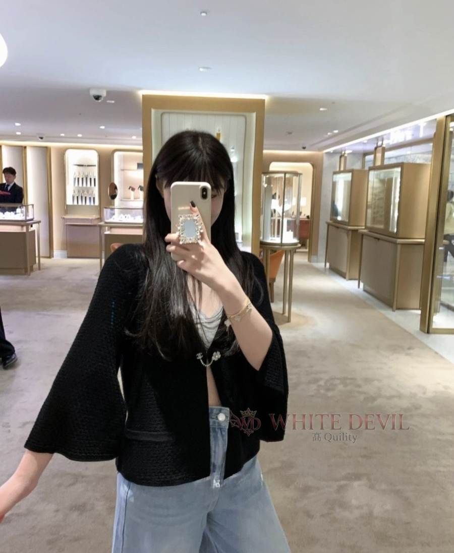 하얀악마 이미테이션 샤넬 가디건 (2).jpg