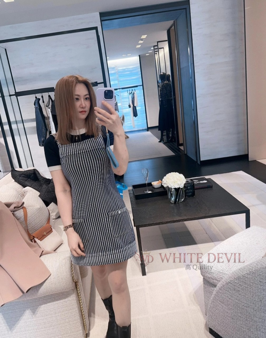 하얀악마 이미테이션 샤넬 원피스 (1).jpg