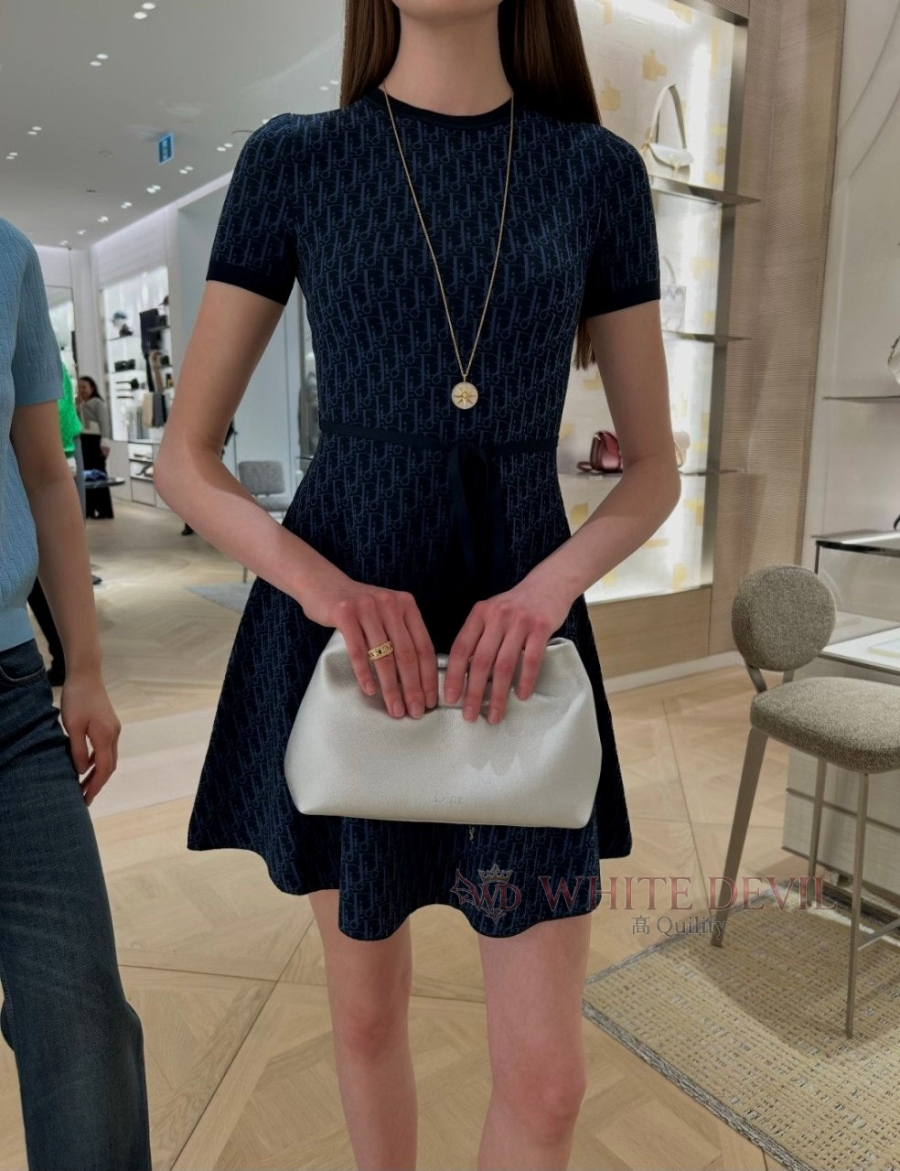 하얀악마 이미테이션 디올 원피스 (2).jpg