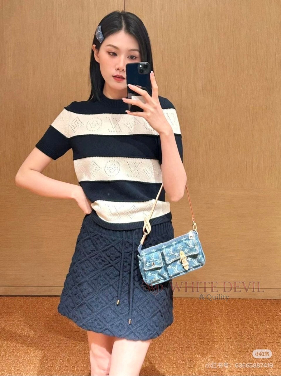 하얀악마 이미테이션 루이 반파 (2).jpg