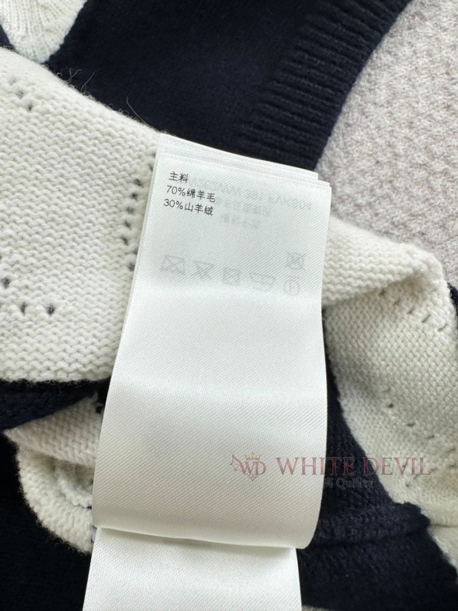 하얀악마 이미테이션 루이 반파 (12).jpg