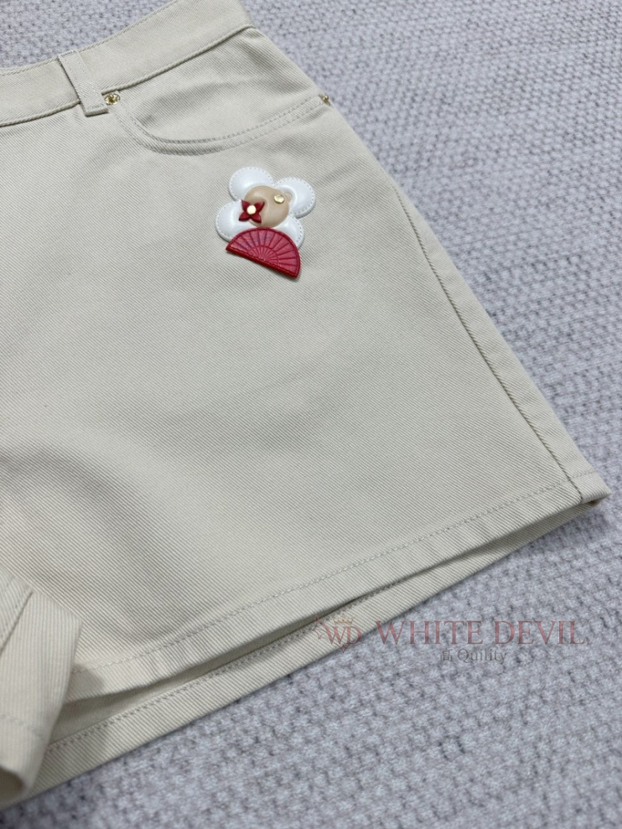 하얀악마 이미테이션 루이 반바지 (9).jpg