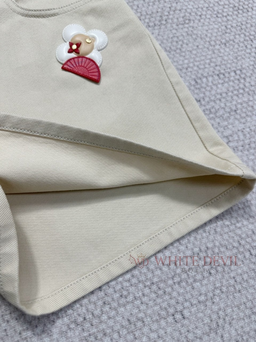 하얀악마 이미테이션 루이 반바지 (11).jpg