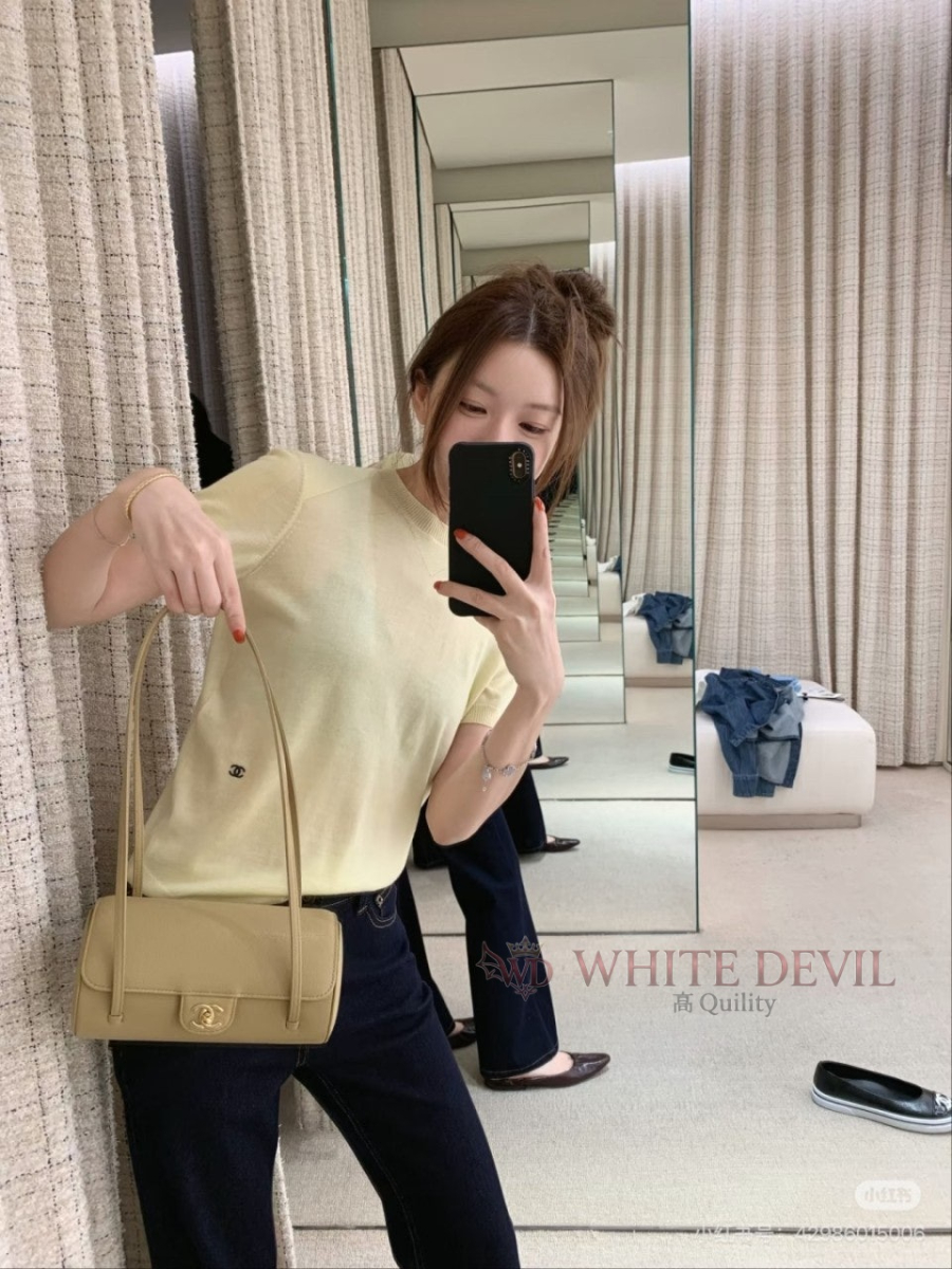 하얀악마 이미테이션 샤넬 반팔 (1).jpg