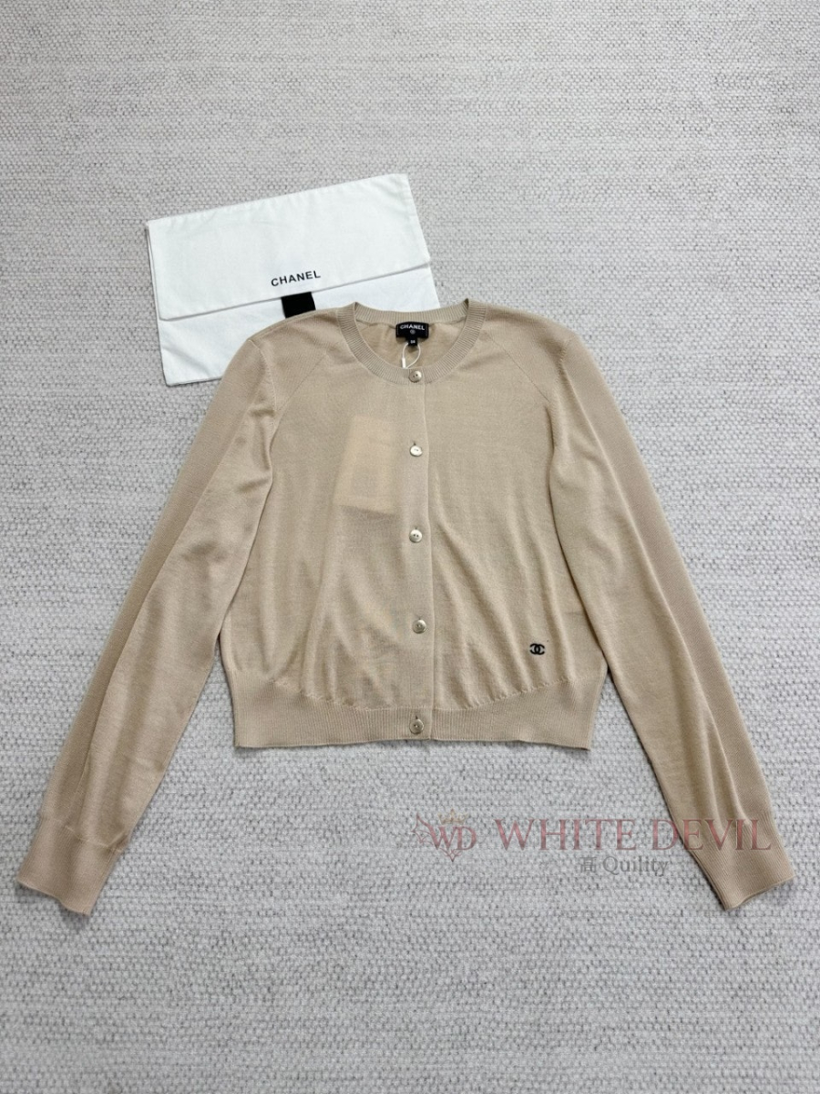 하얀악마 이미테이션 샤넬 가디건 (4).jpg