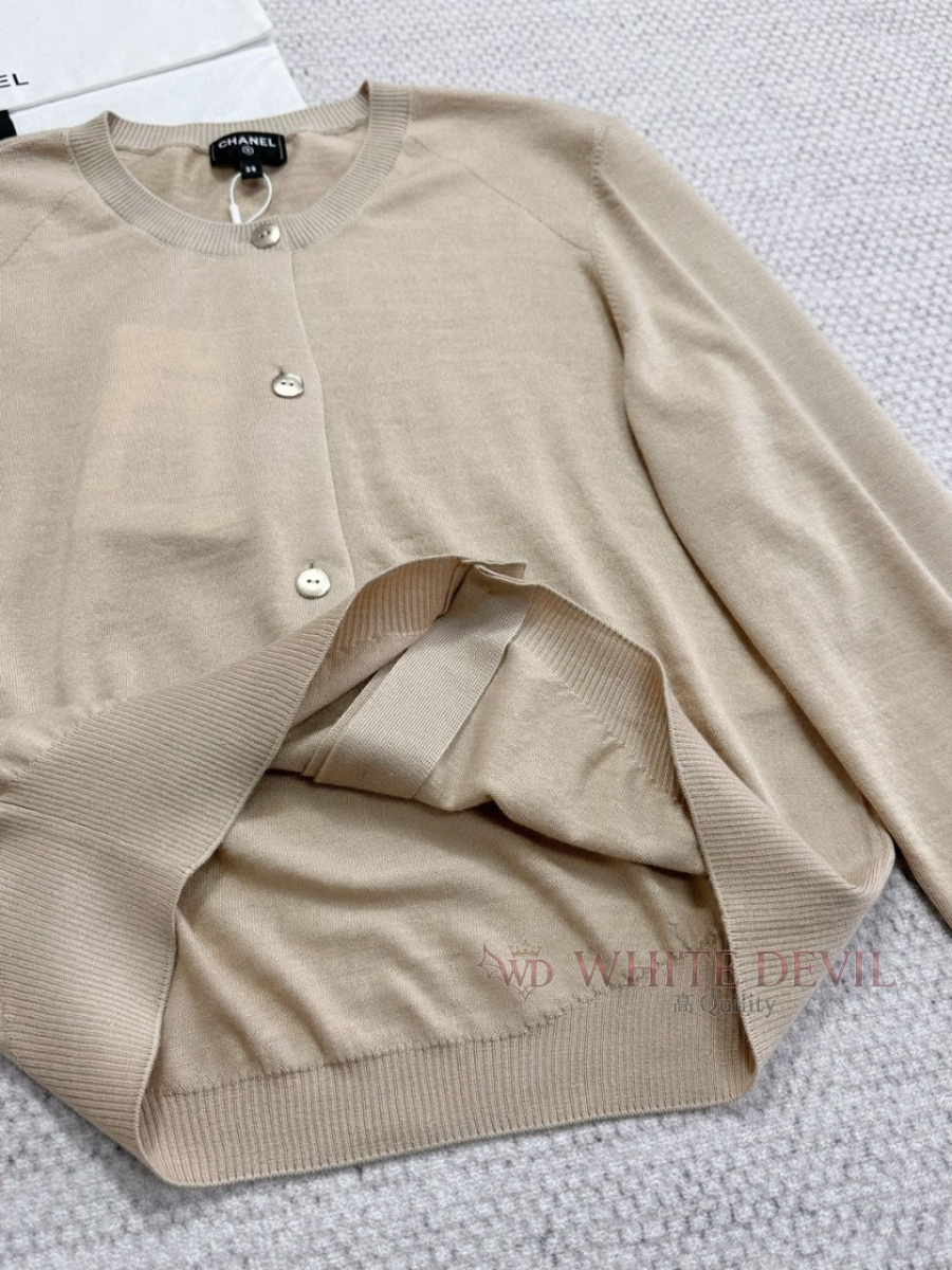 하얀악마 이미테이션 샤넬 가디건 (10).jpg