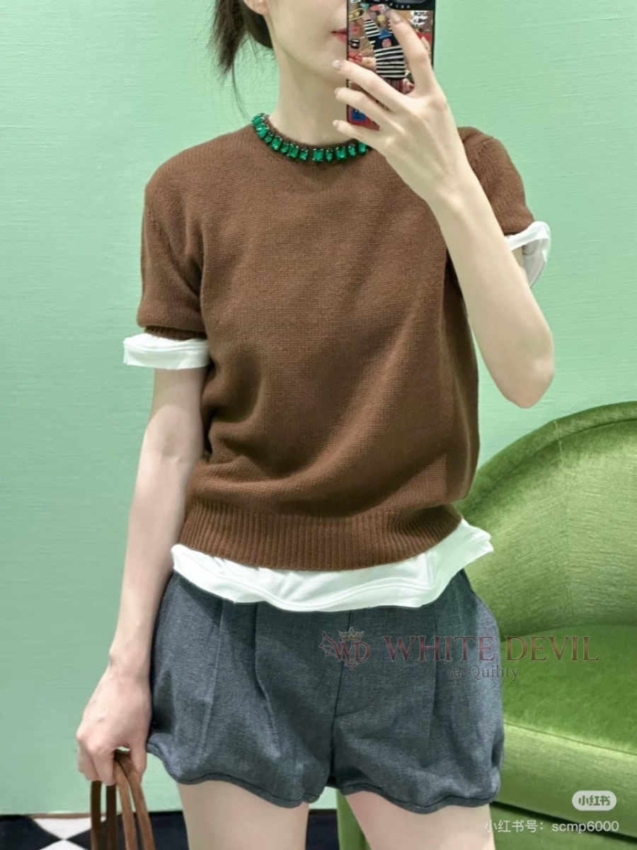 하얀악마 이미테이션 프라다 반팔 (2).jpg