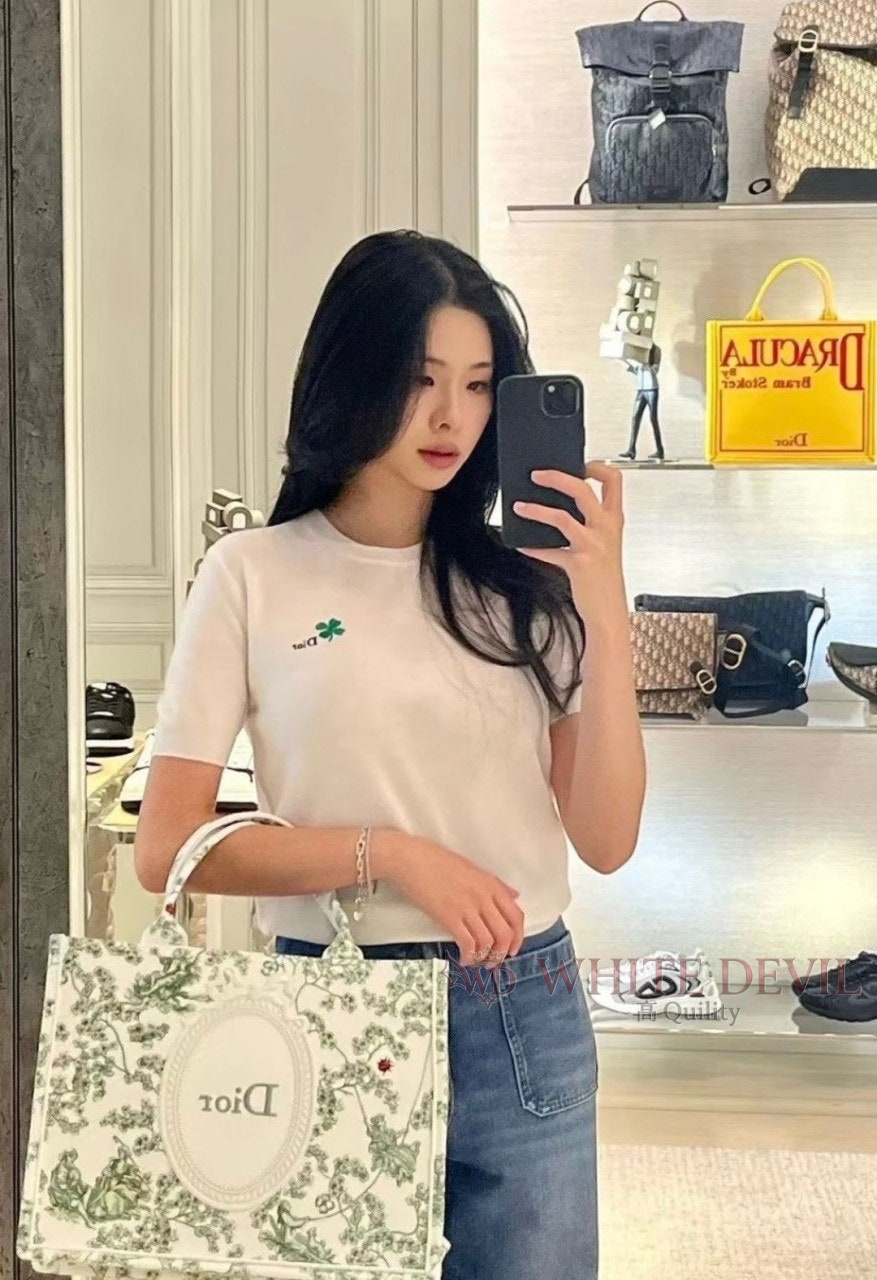 하얀악마 이미테이션 디올 반팔 (2).jpg