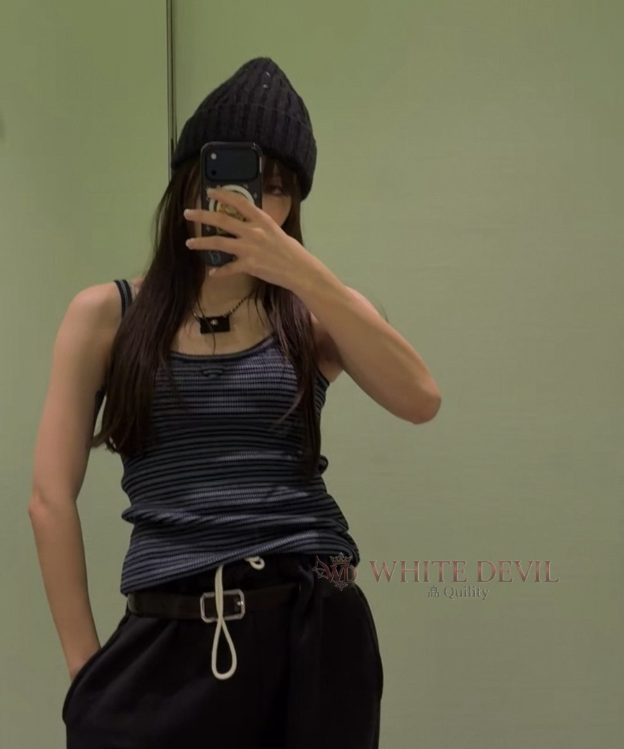 하얀악마 이미테이션 프라다 나시 (1).jpg