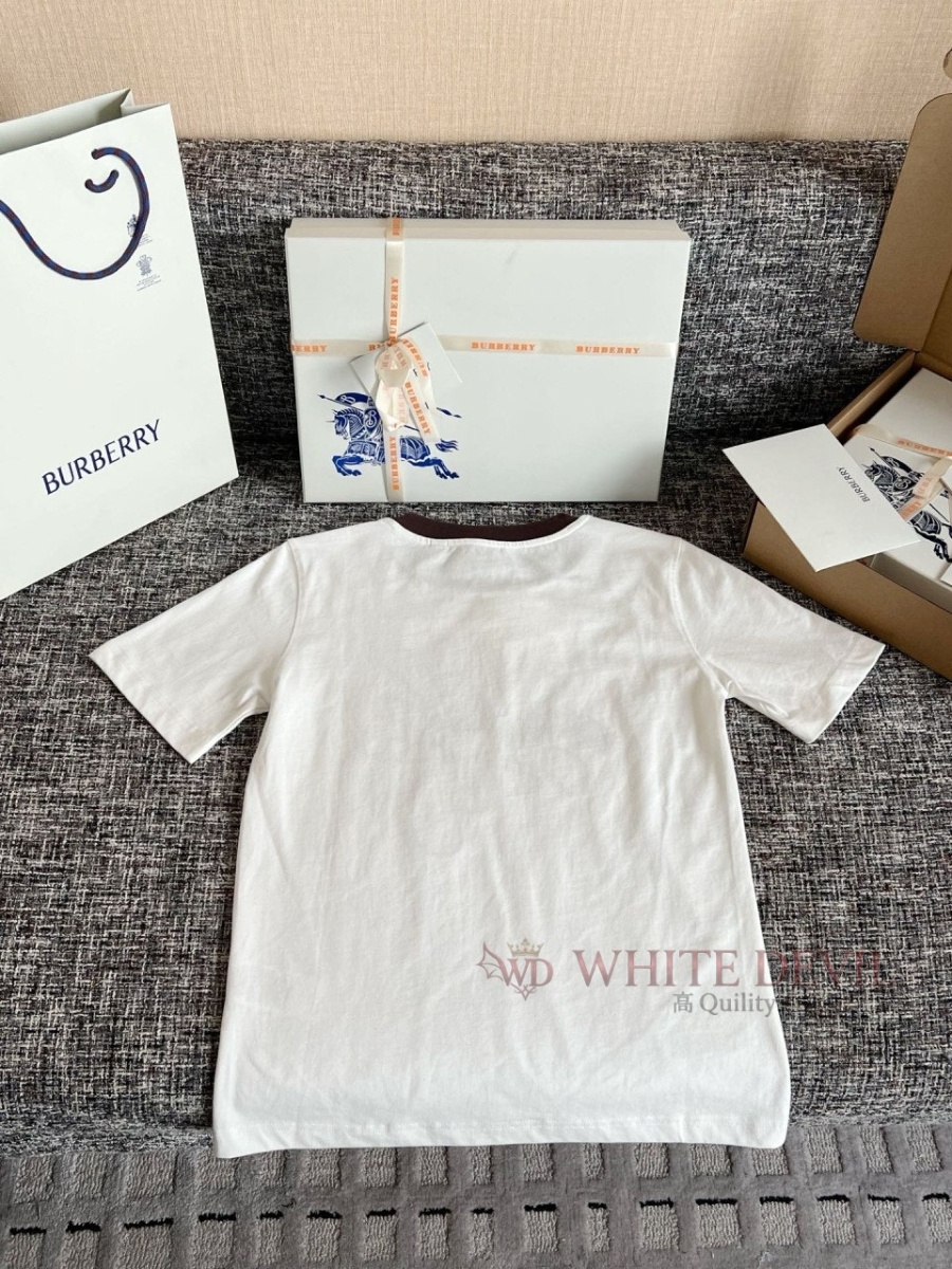 하얀악마 레플리카 버버리 반팔티 (20).jpg