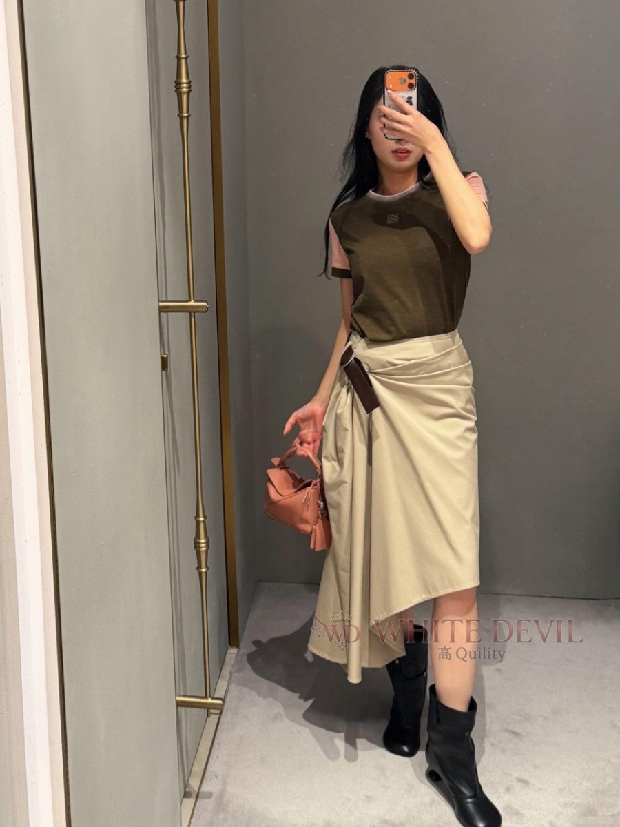 하얀악마 레플리카 로에베 치마 (1).jpg