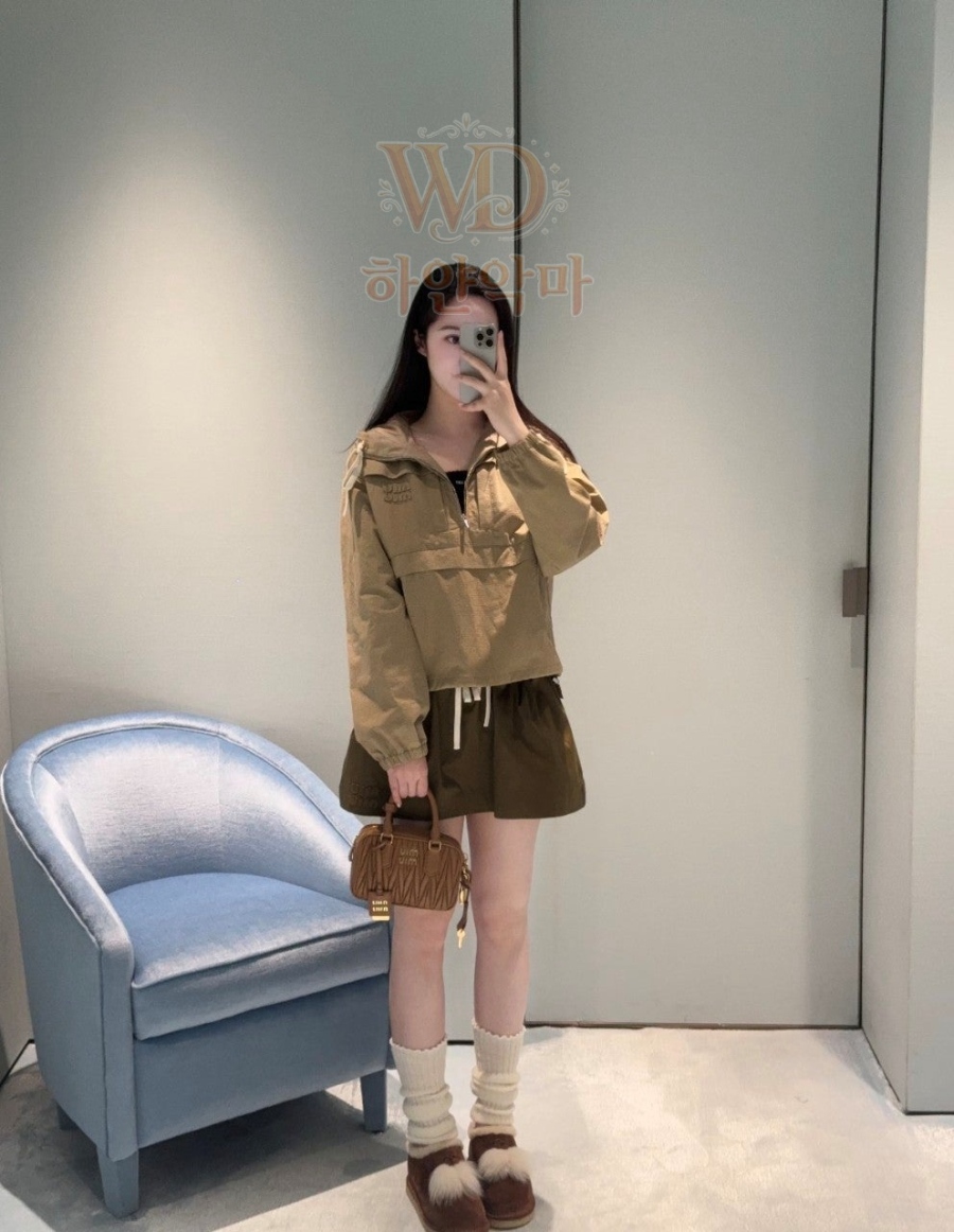 미우미우 레플리카 자켓 (1).jpg