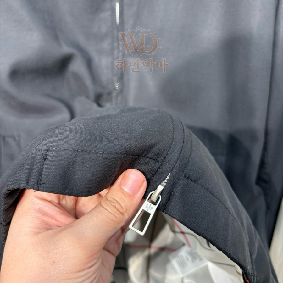 로로피아나-레플리카-점퍼-9.jpg