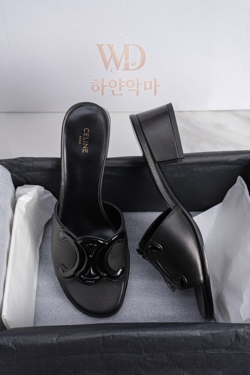 셀린느-레플리카-여성-슬리퍼-3.jpg