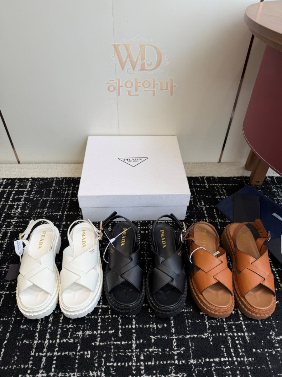 프라다-레플리카-추천-여자샌들-1.jpg