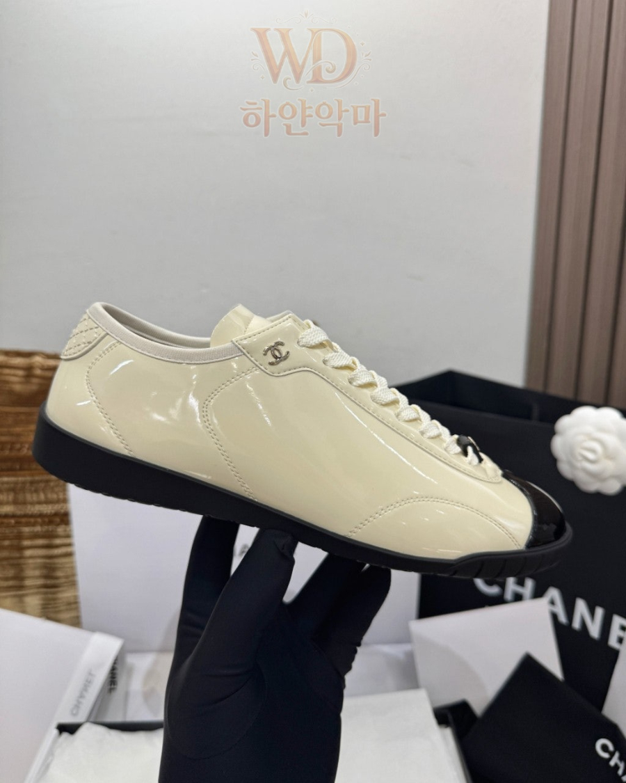 샤넬-스니커즈-추천 (9).jpg