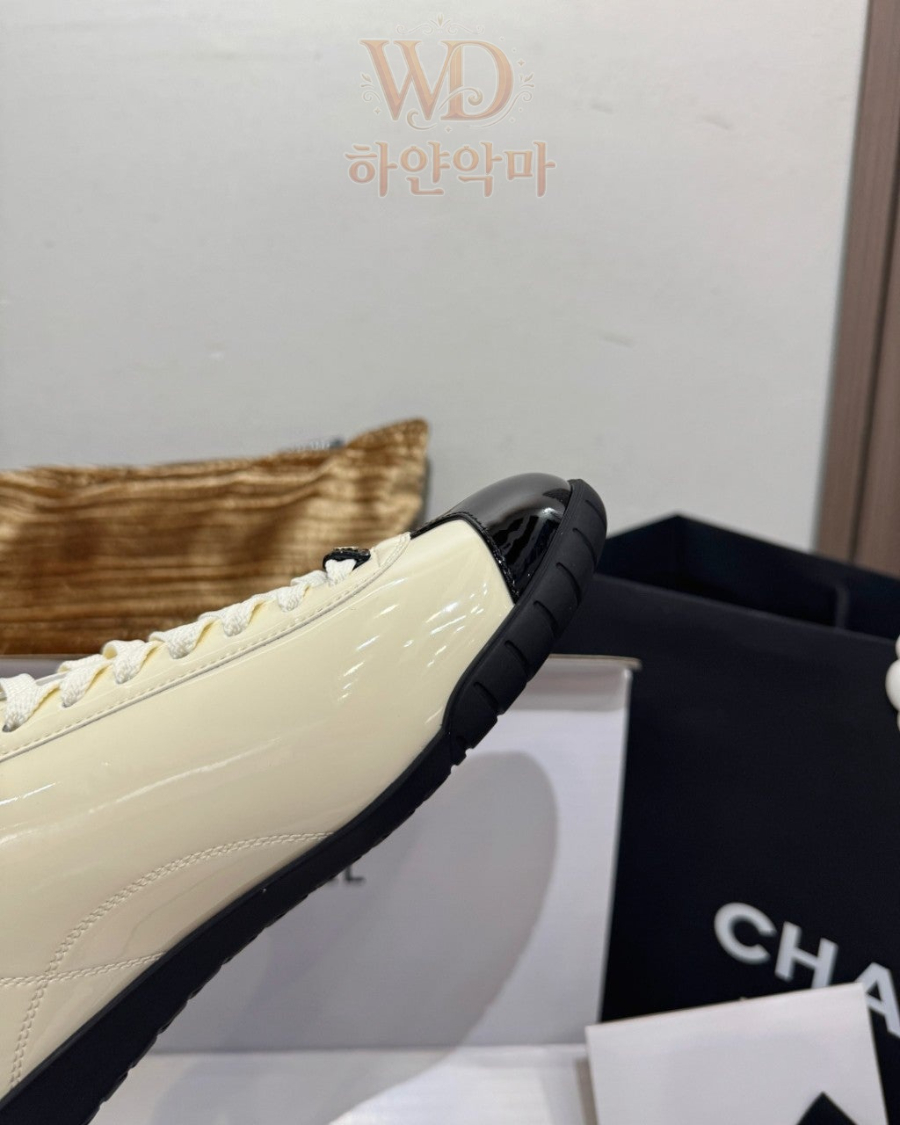샤넬-스니커즈-추천 (12).jpg