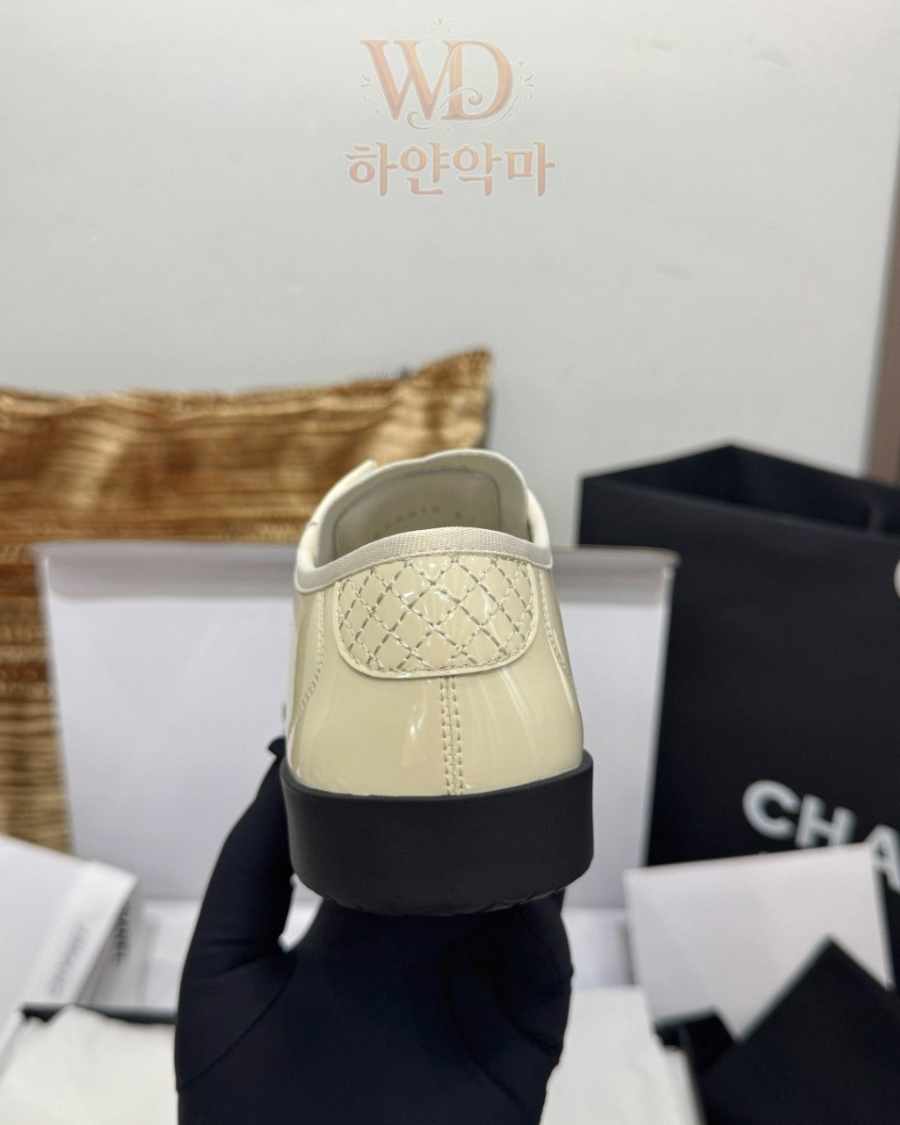 샤넬-스니커즈-추천 (16).jpg