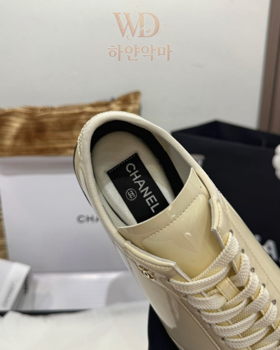 샤넬-스니커즈-추천 (14).jpg