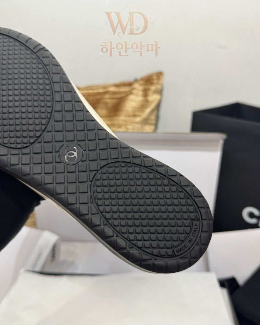 샤넬-스니커즈-추천 (17).jpg