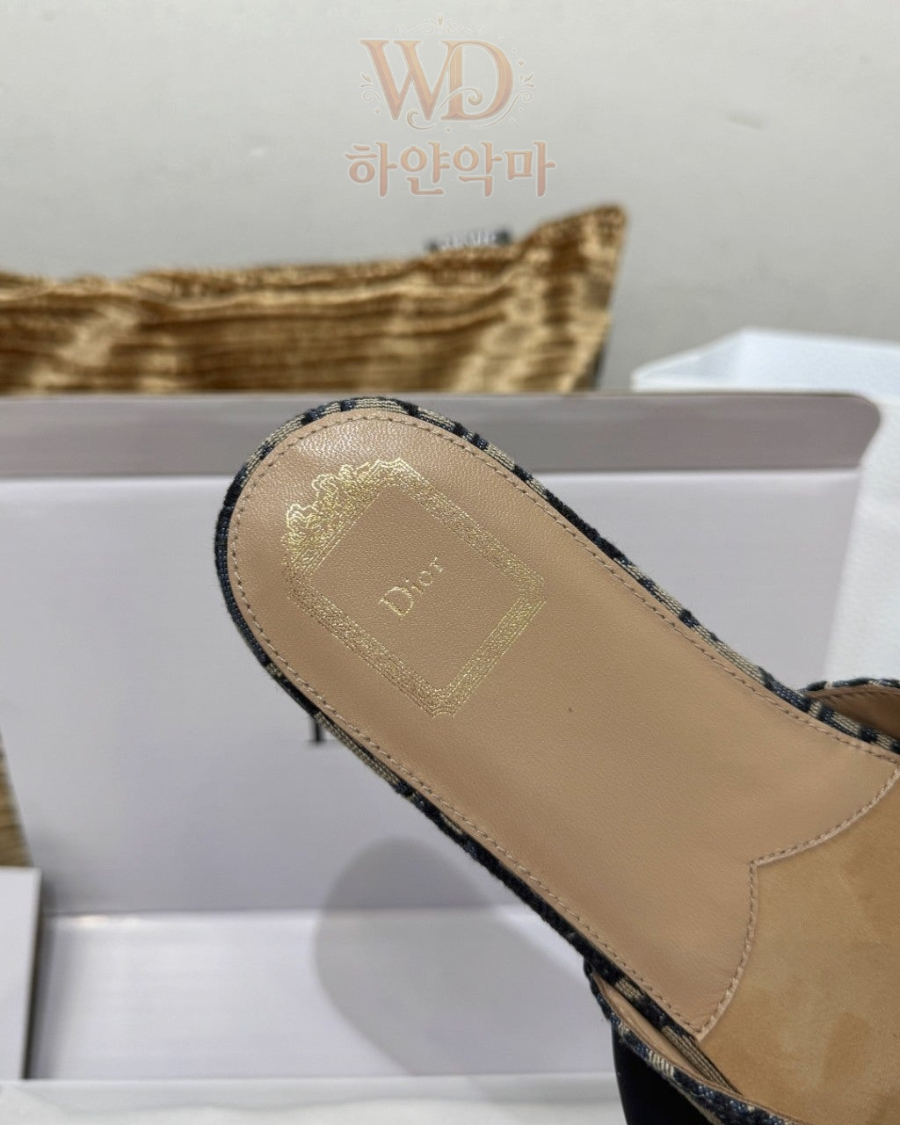 디올-보우-슬리퍼-16.jpg