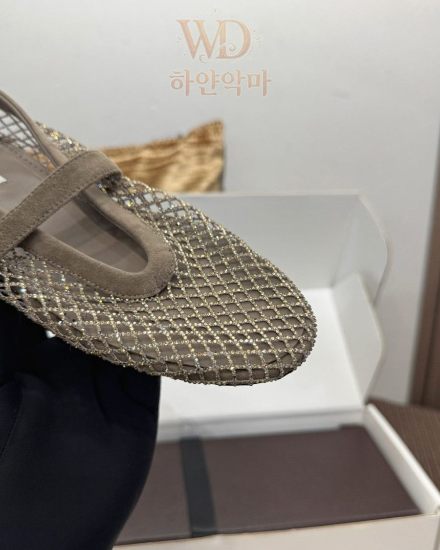 알라이아-메쉬슈즈-추천-15.jpg
