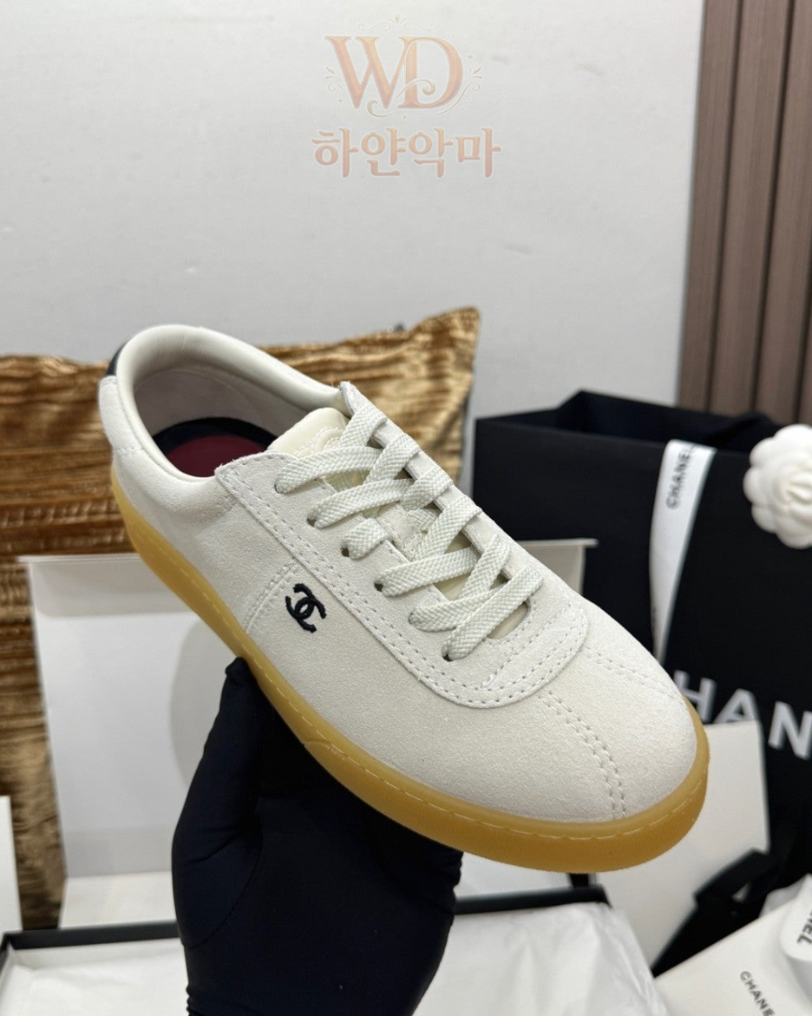 샤넬-트레이닝화-추천-10.jpg