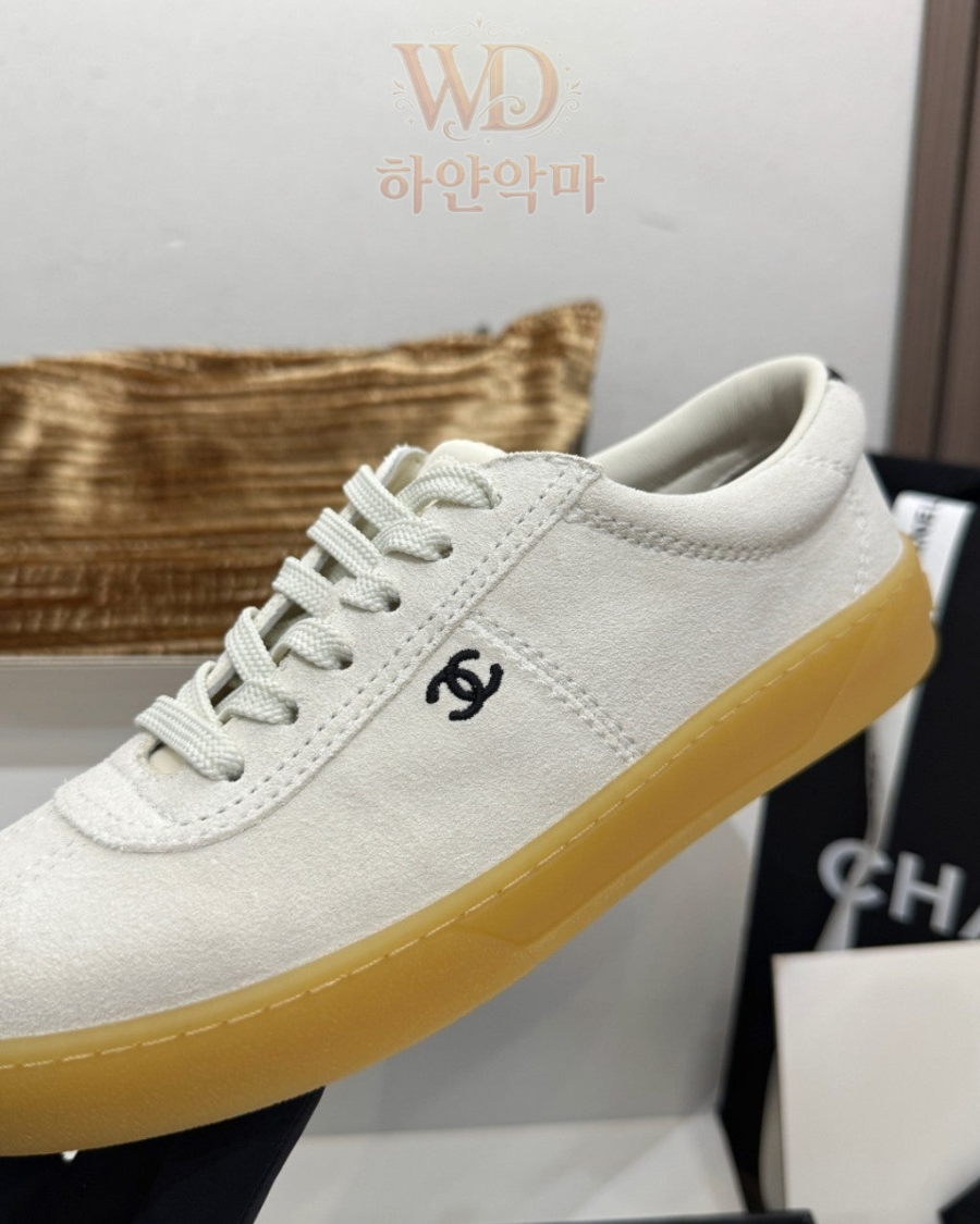 샤넬-트레이닝화-추천-12.jpg