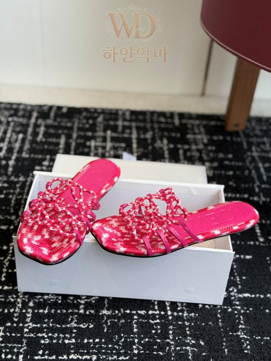 로에베-신상-슬리퍼-추천-4.jpg