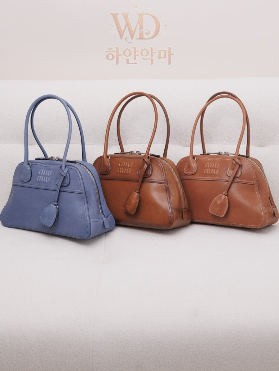 미우미우-비방-토트백-가방추천-3.jpg