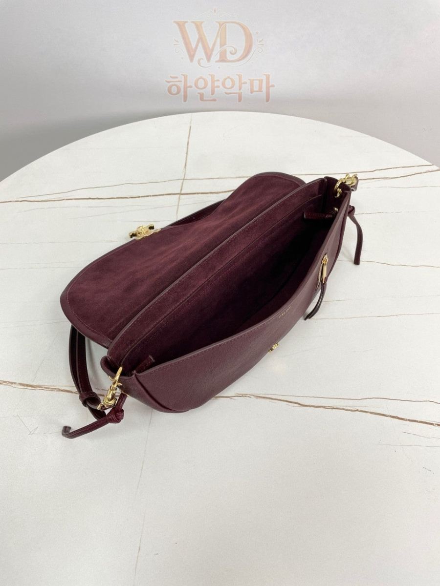 셀린느-하프문-가방추천-7.jpg