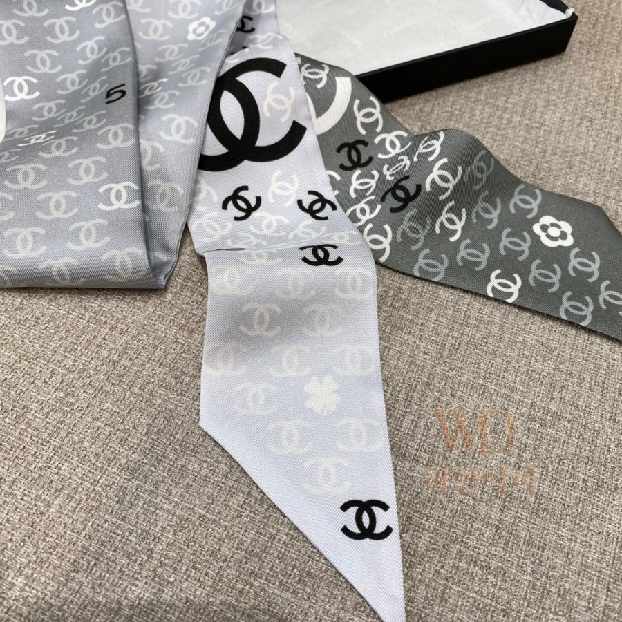 샤넬-스카프-트윌리-추천-6.jpg